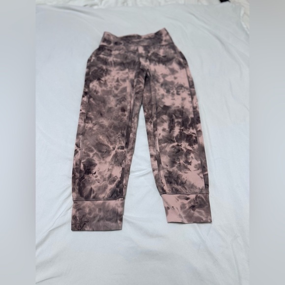Lululemon Align High-Rise Cropped Jogger - Picture 7 of 12